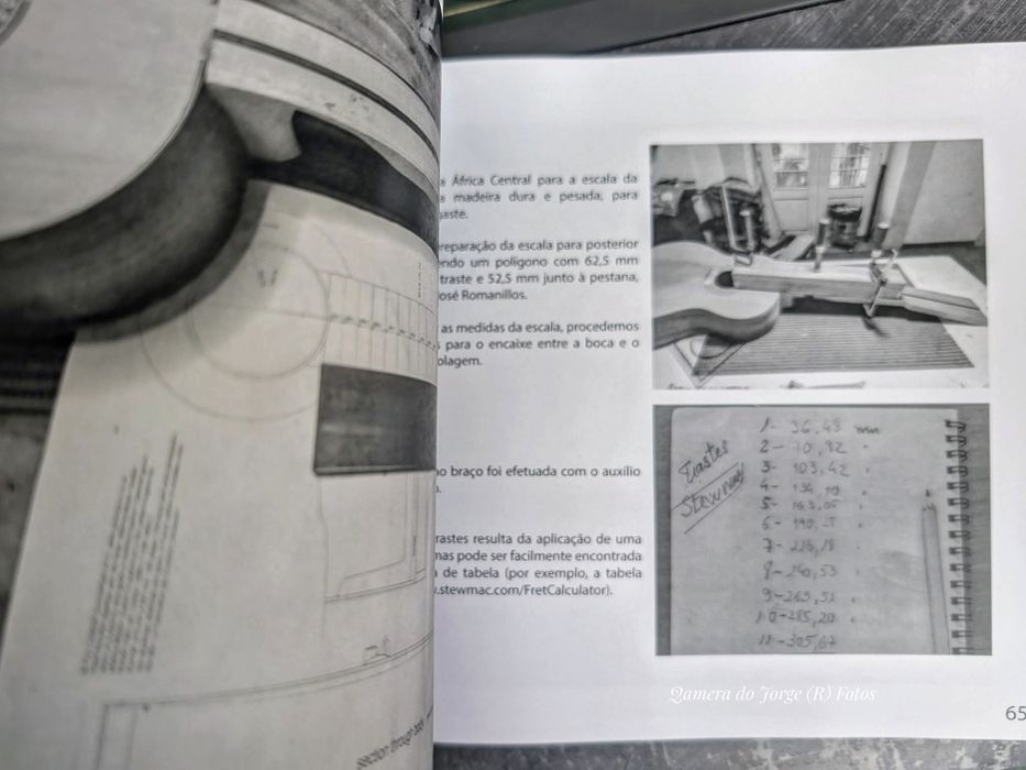 Livro "Com Quantas Cordas Se Faz Uma Guitarra"