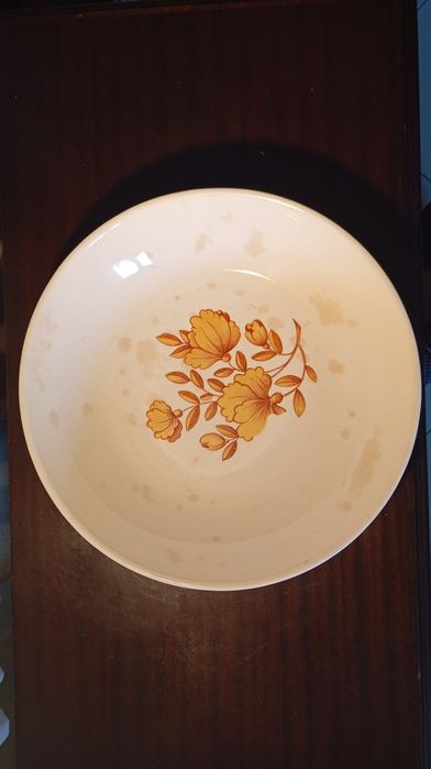 Travessa Redonda com Padrão Floral