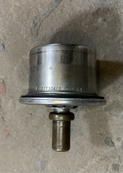 Термостат T=83C ​​DAF 1439844