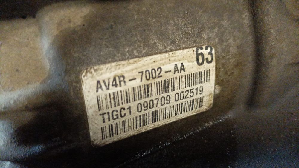 Kompletna skrzynia biegów na przekładkę Ford Kuga Mk 1 , AV4R-7002-AA