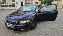 Volvo c30 1.6 diesel. Kremowe wnętrze i super dodarki. Bardzo fajny :)