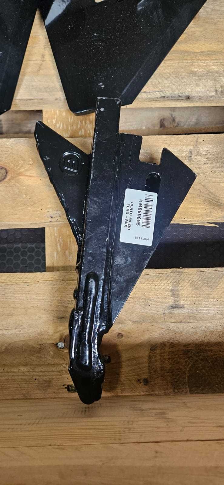 Dłuto Bednar Terraland Napawane Pasywne Głębosz pług Terrastrip dziób