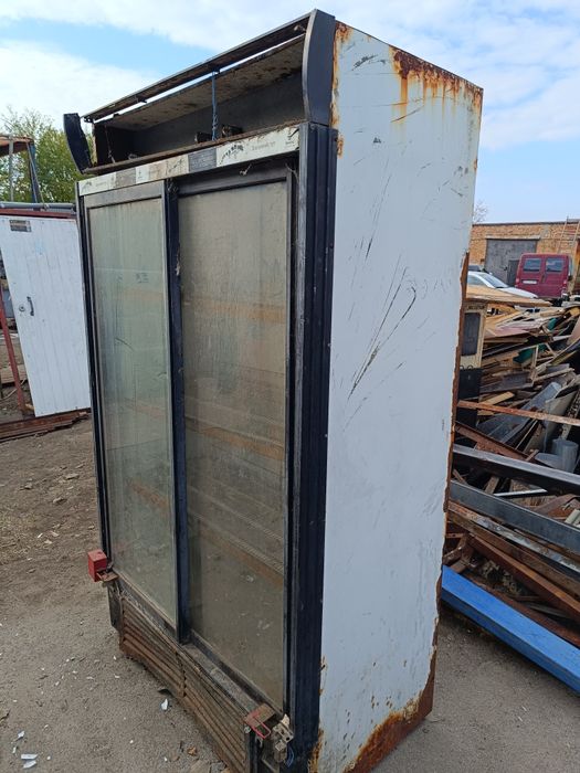 Холодильна вітрина, Двохдверні