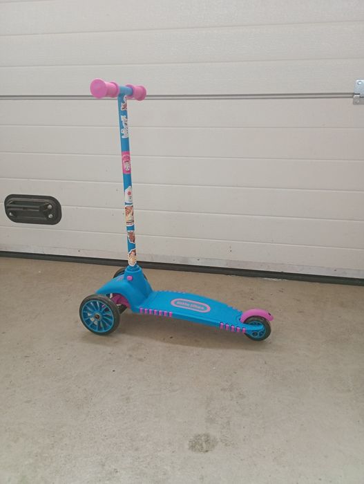 Hulajnoga trójkołowa little tikes