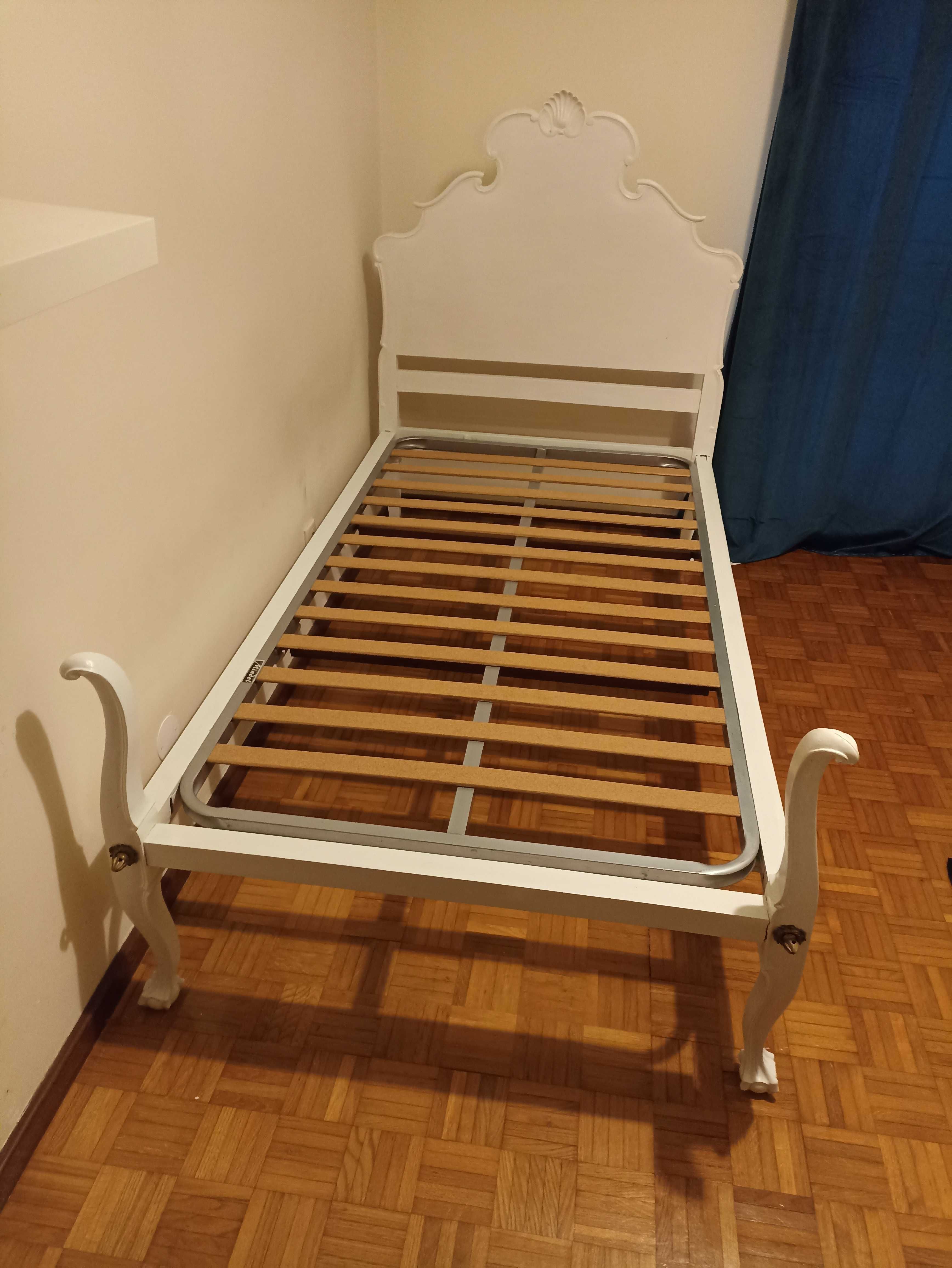 Cama solteiro em madeira 183x98