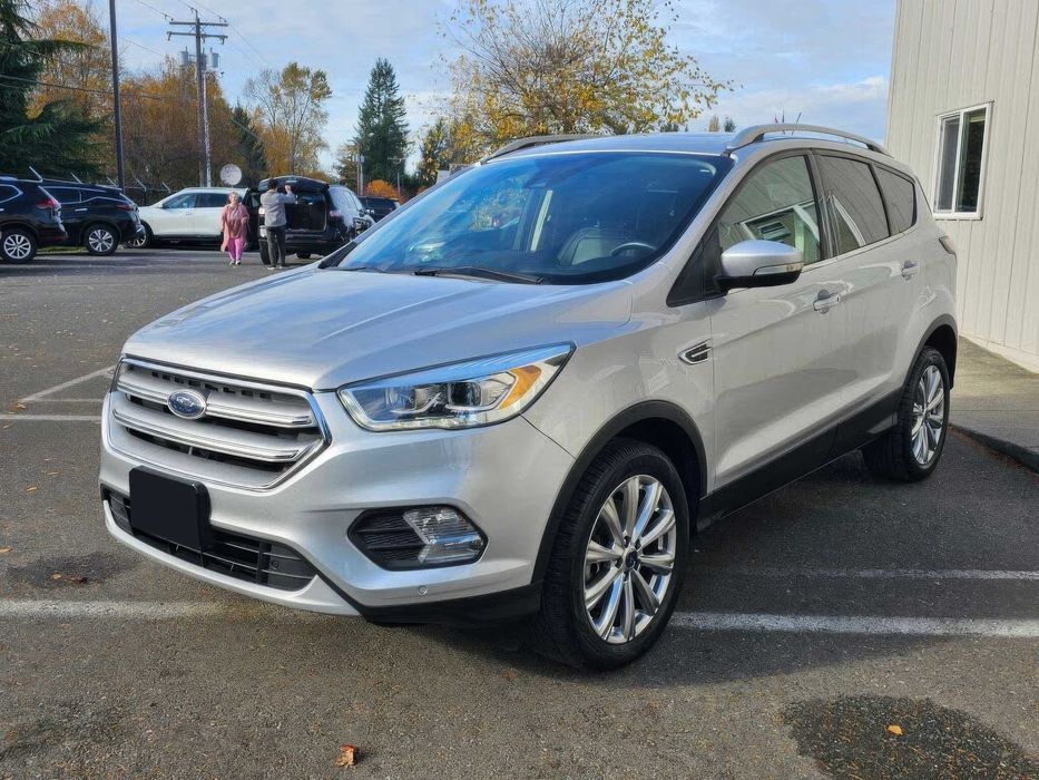 Ford Escape Titanium      2017