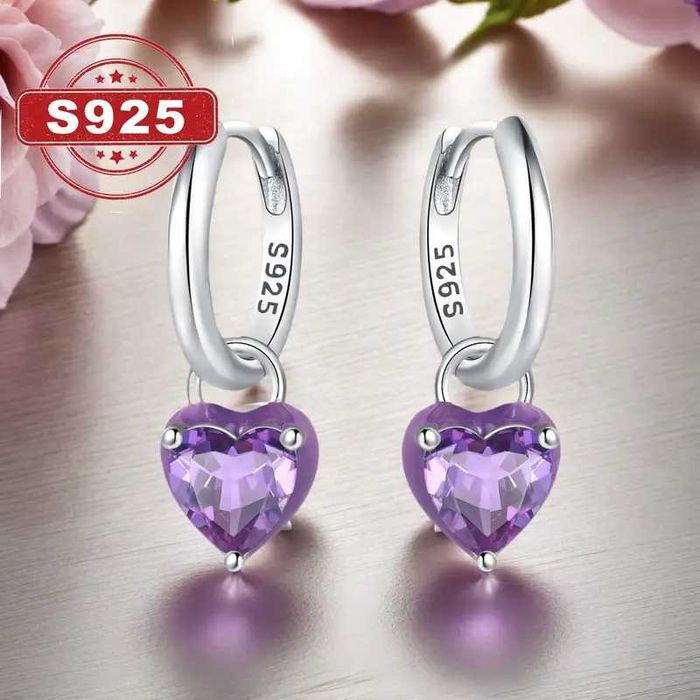 Сережки с фиолетовым сердцем из 925 пробы