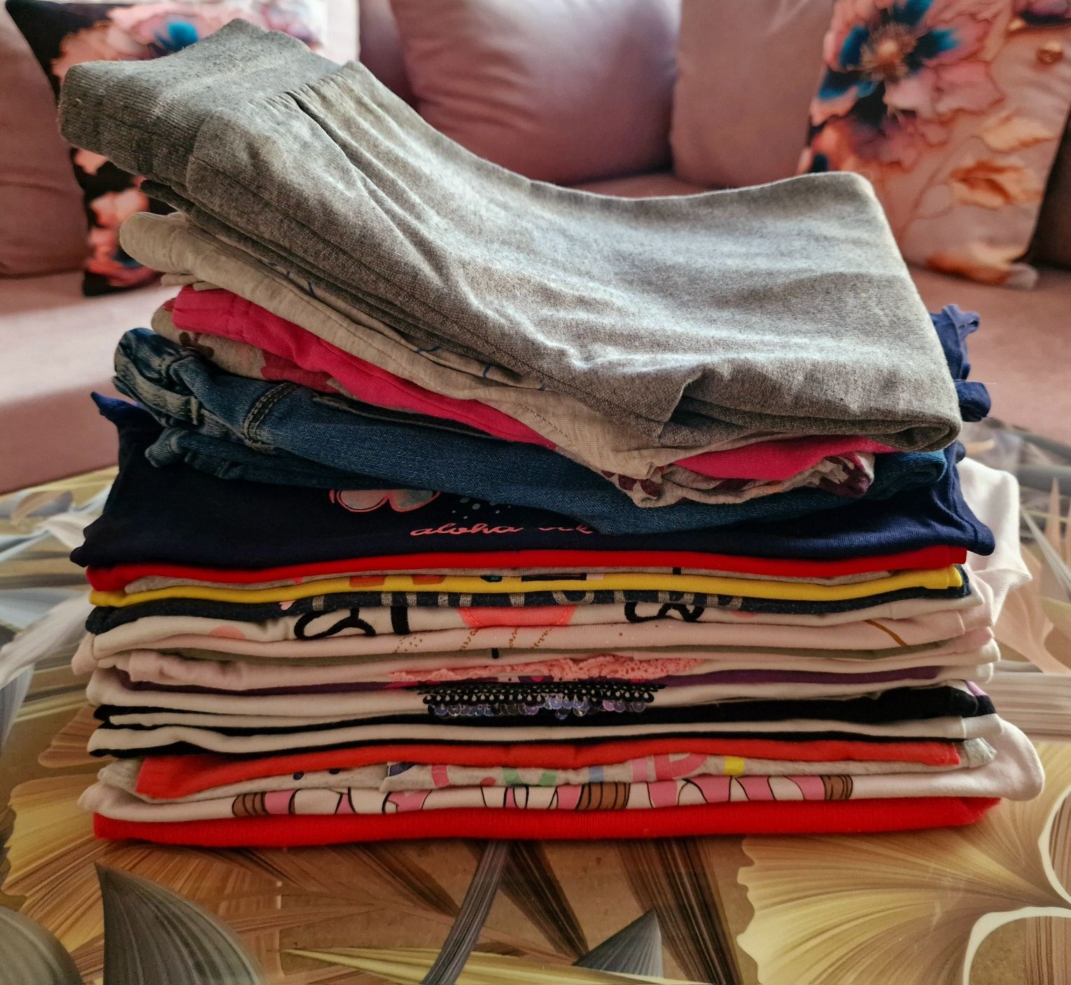 Ubrania dla dziewczynki 92/98/104 24 sztuki Zara, H&M, Disney, Pepco