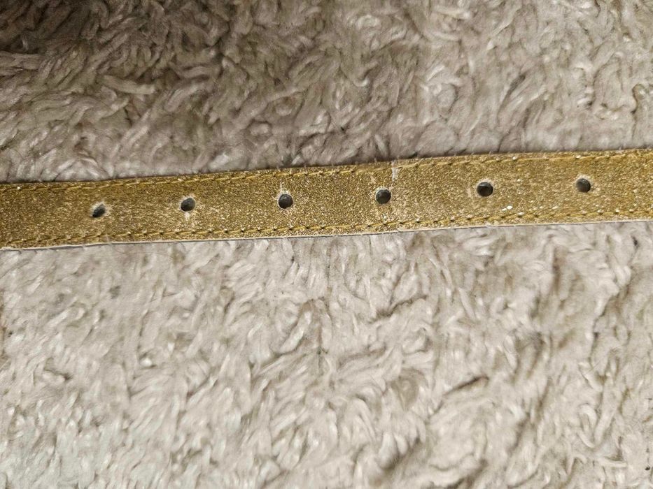 Złoty błyszczący pasek brokatowy