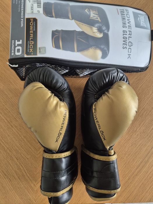 Equipamento Boxe Everlast 10oz