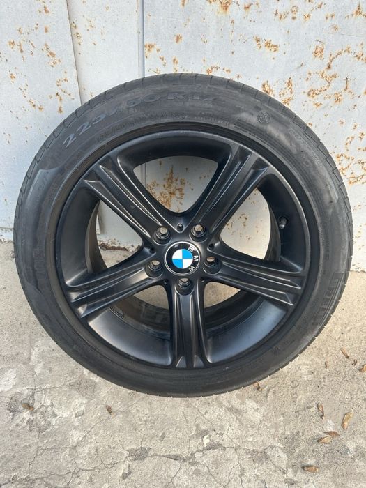 Гума разом с диском 4 колеса 225/50/17 pirelli всесезонка