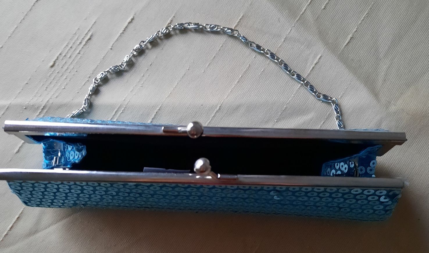 Carteiras novas clutch