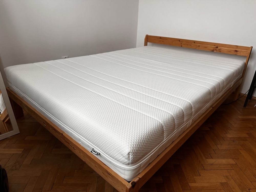 Materac Ikea roczny - używany z dodatkowa nakladka!