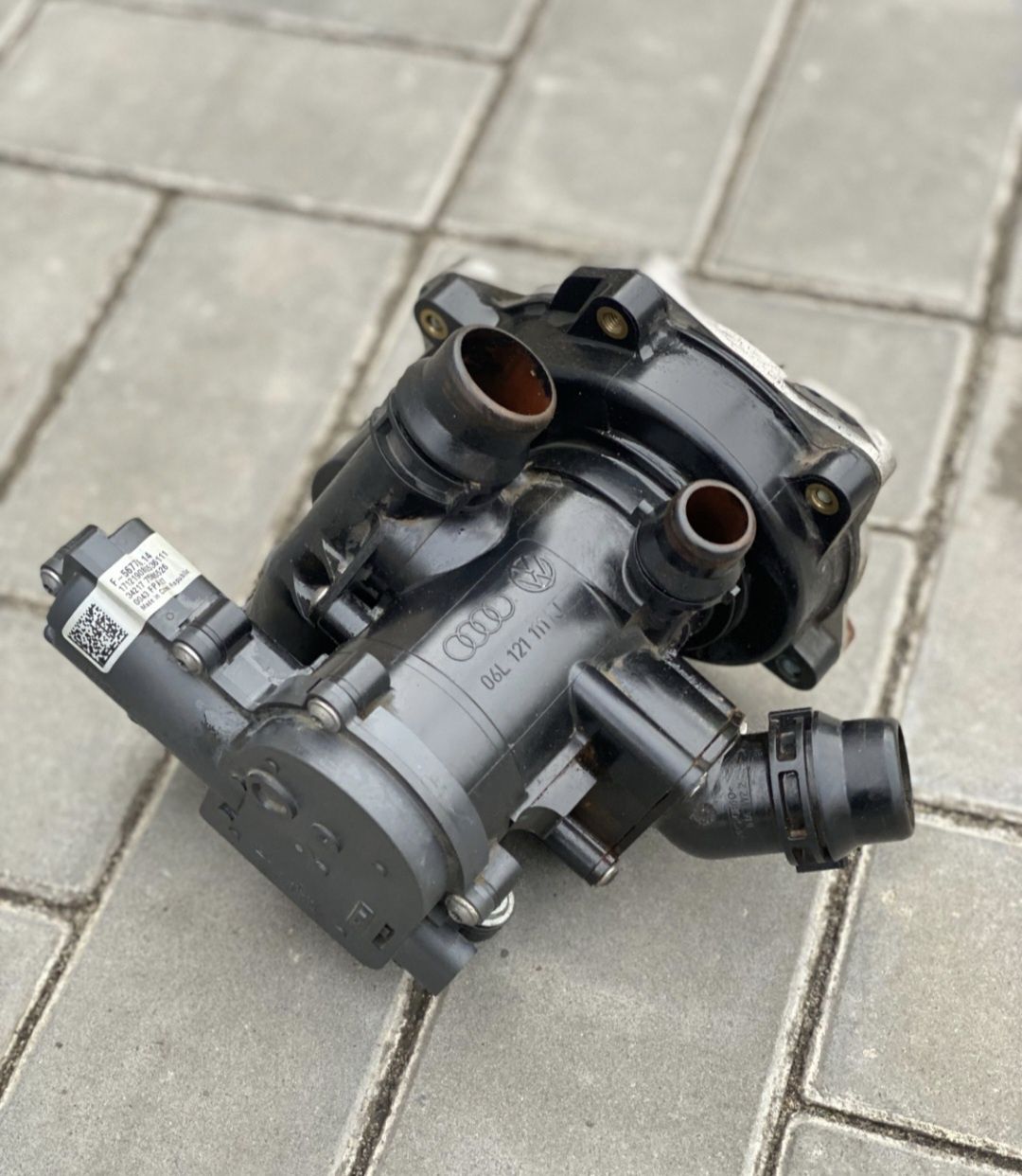 Запчастини на помпу VW beetle tiguan jetta passat 1.8 2.0 tsi
