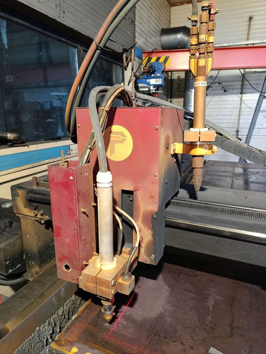 Wypalarka plazmowa i gazowa CNC 105A + stół do szlifowania z odciagami