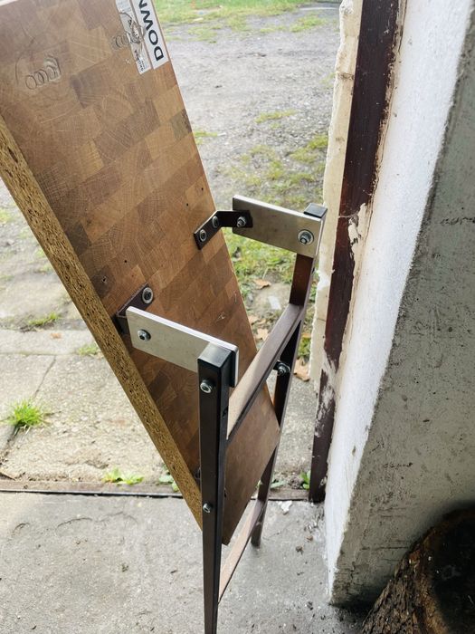 Stojak, wieszak , uchwyt na silnik zaburtowy