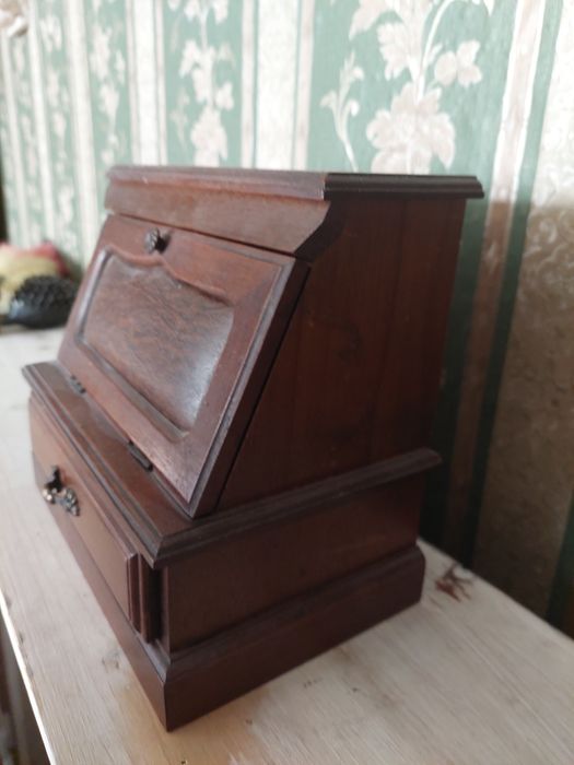 Szkatułka na biżuterię