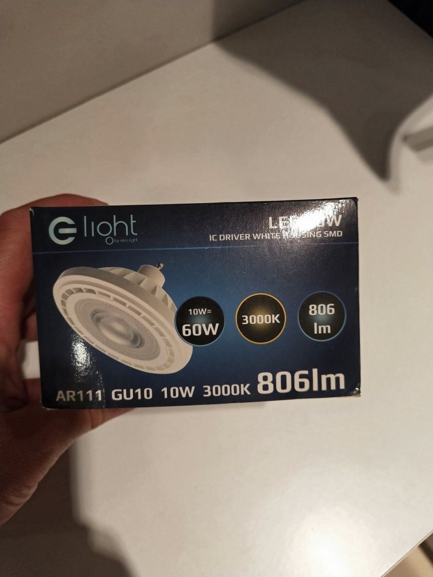 2 x Żarówka LED AR111 GU10 10W 38° 3000K
