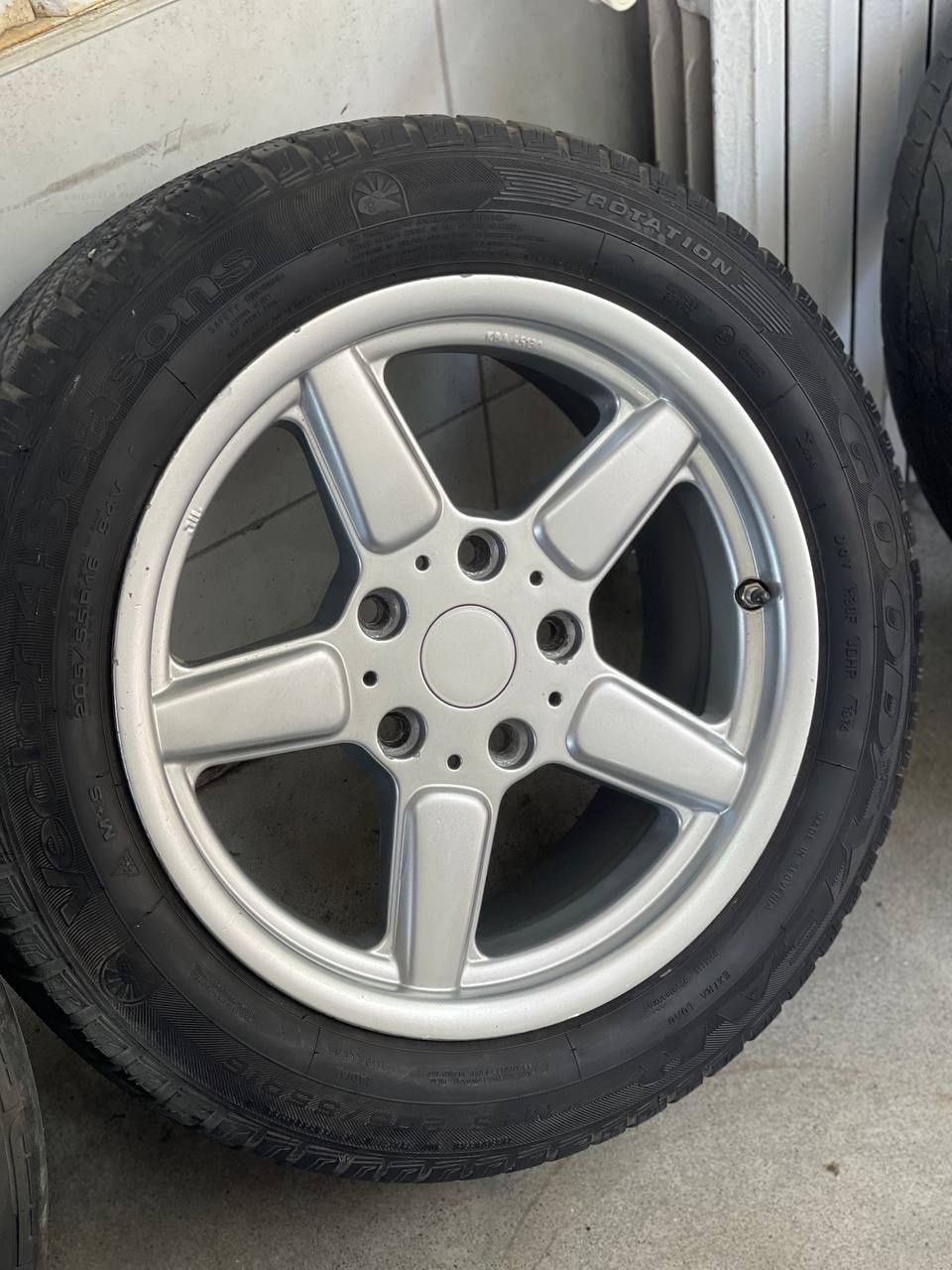 Продам Диски ALUTEC M6 Schnitzer R16 5x120 et42 J7