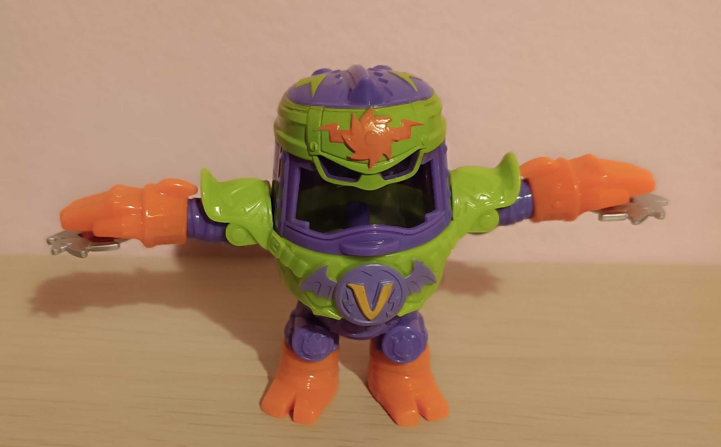 Figurka kolekcjonerska  Zings things robot cyber flame 9 cm