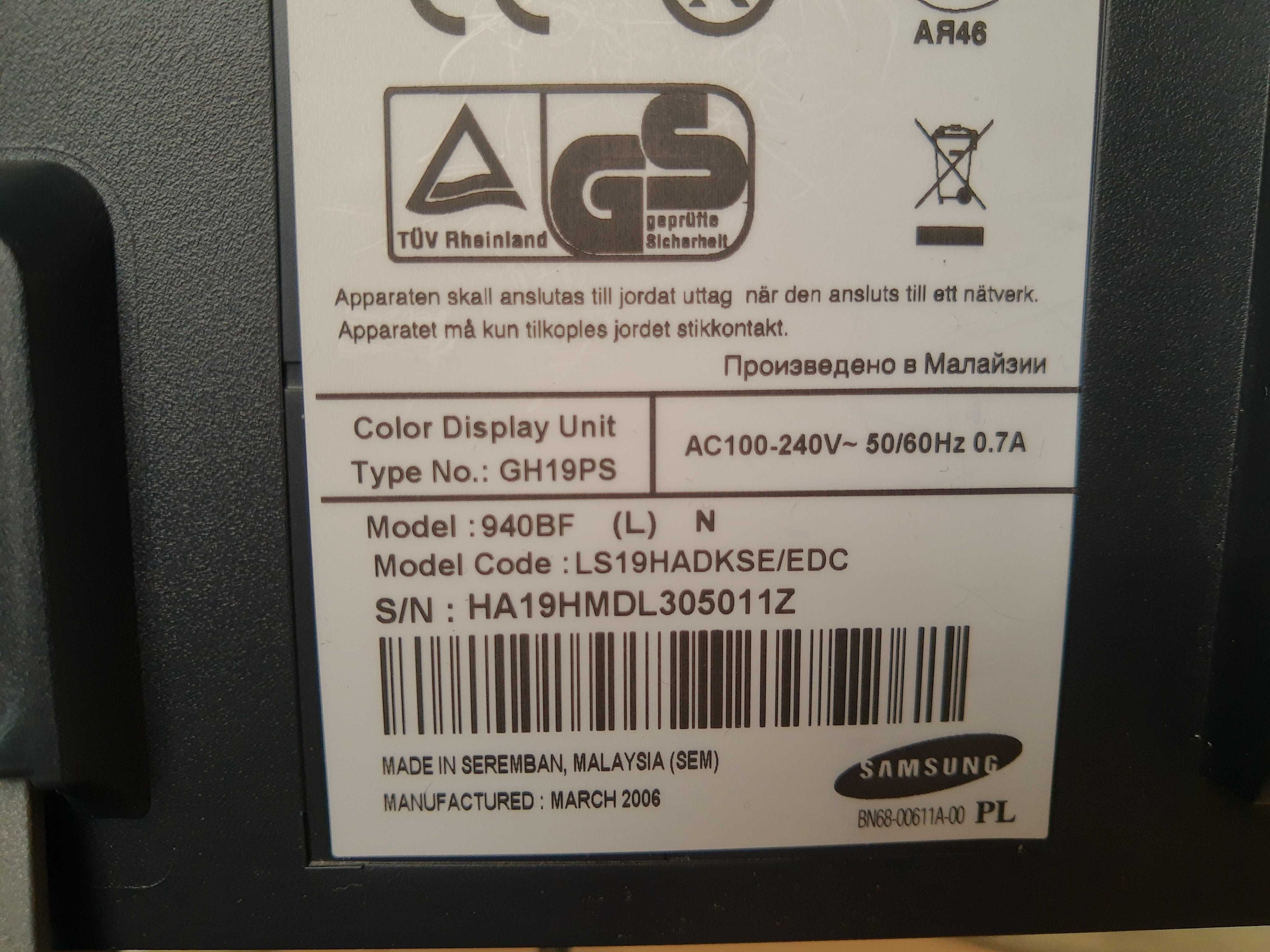 Monitor Samsung SyncMaster 940BF i Fujitsu Siemens 19 cali