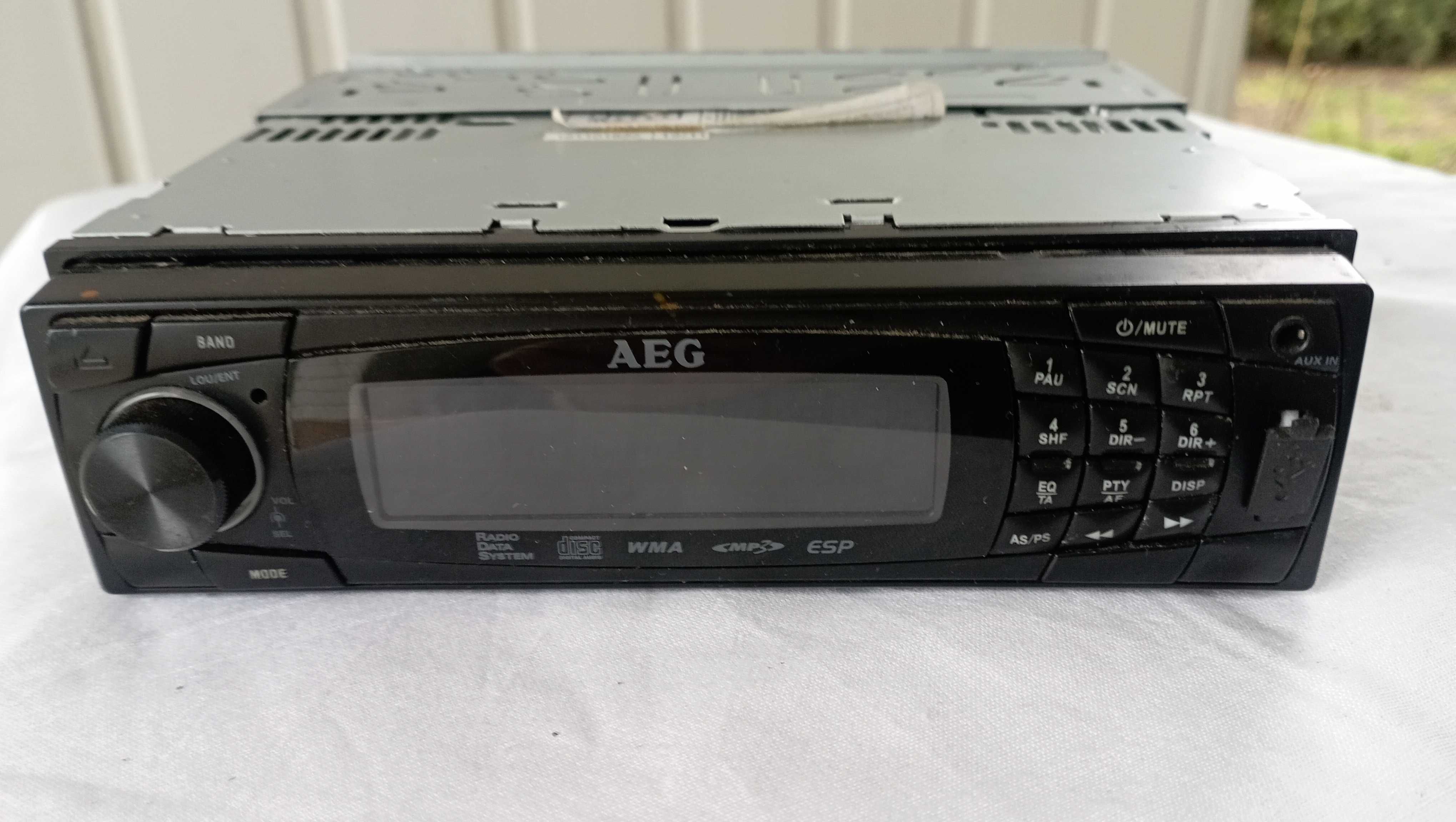 Автомагнитола Kenwood KDC-V30R