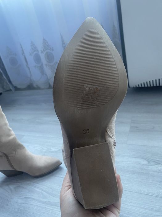 Жіноче взуття 38 розмір