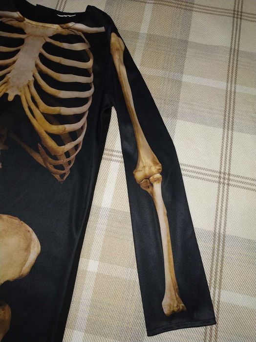 Скелет реалістичний на Хеловін 10-12 років