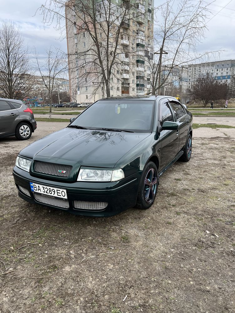 Продам Skoda Octavia 1.8T