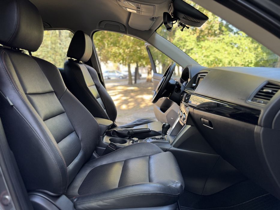 Продам Mazda CX-5 2012 год, Дизель, автомат