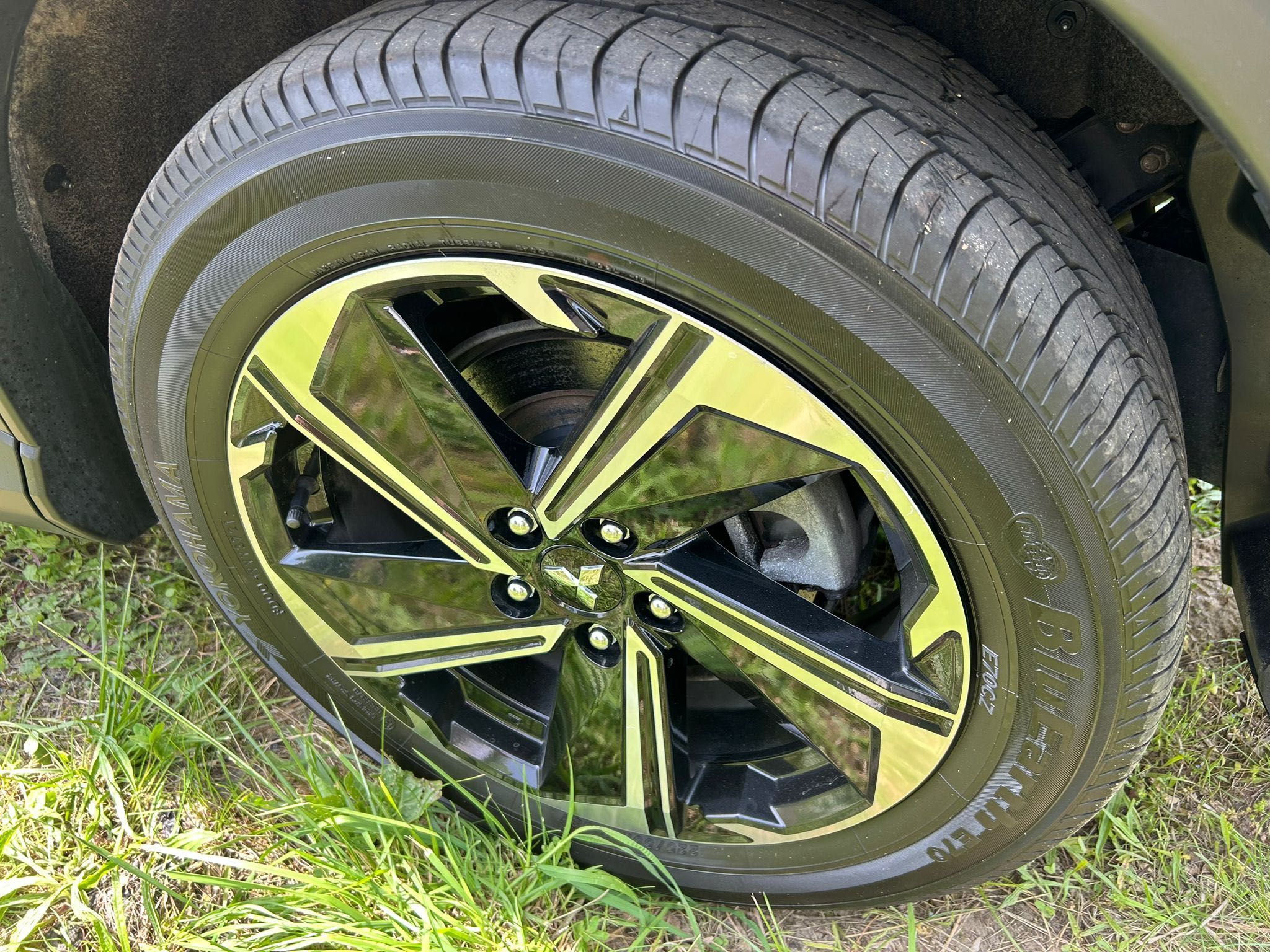 Mitsubishi eclipse cross 2.4 hybrid plug-in PHEV