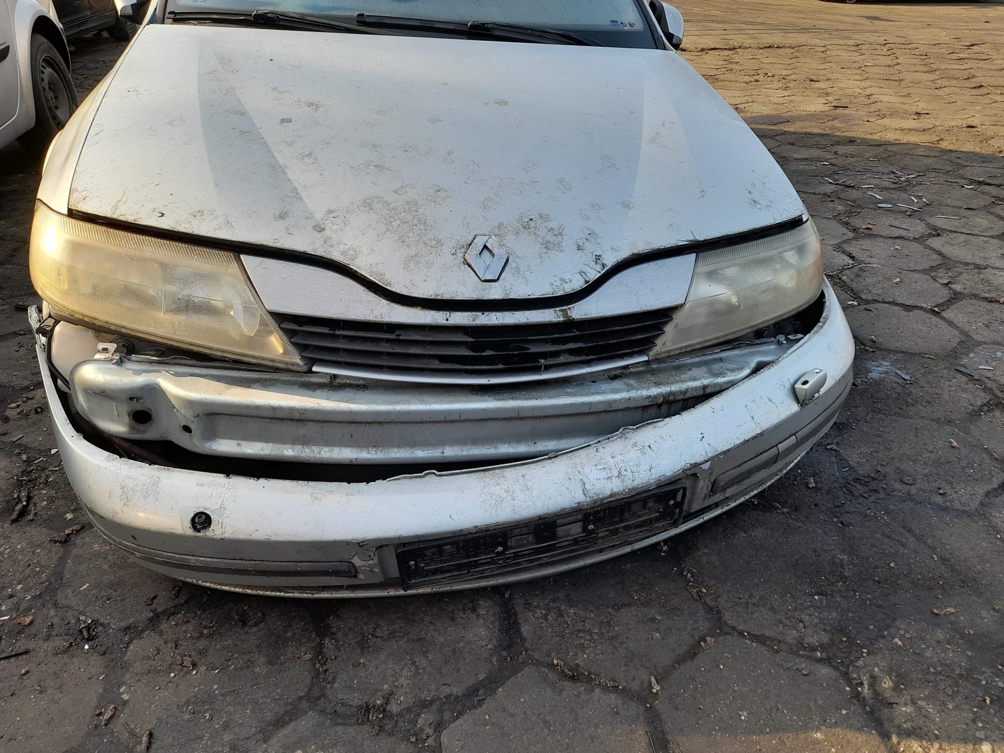 Renault Laguna II 1.9 dci 2003r. Klapa tył 156