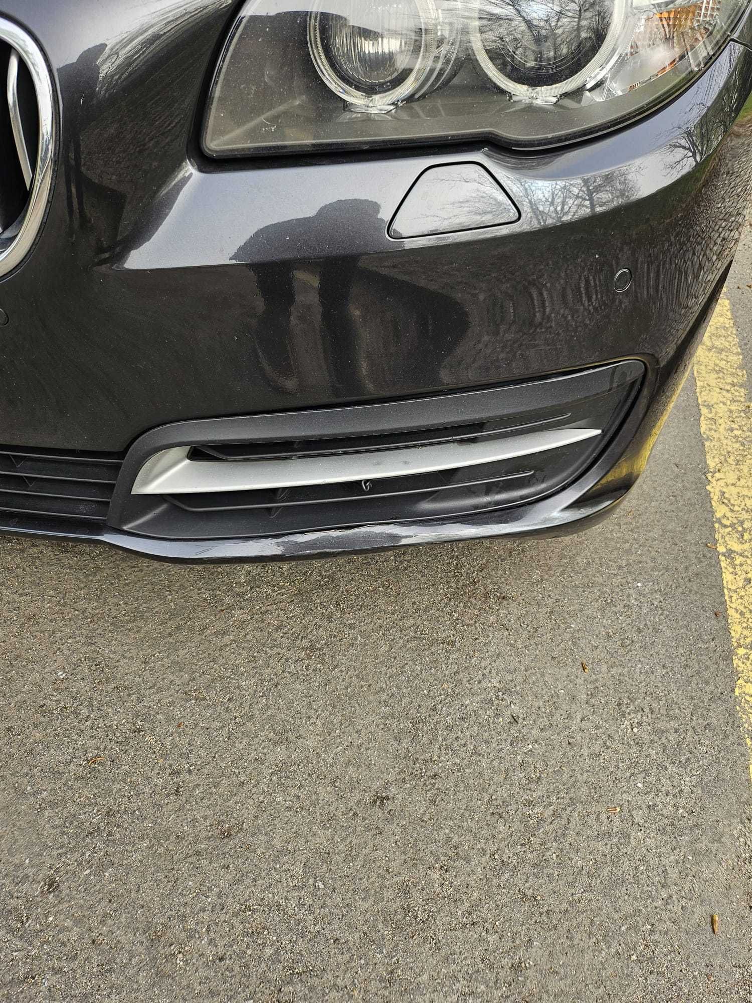 Vendo BMW cinza escuro 520