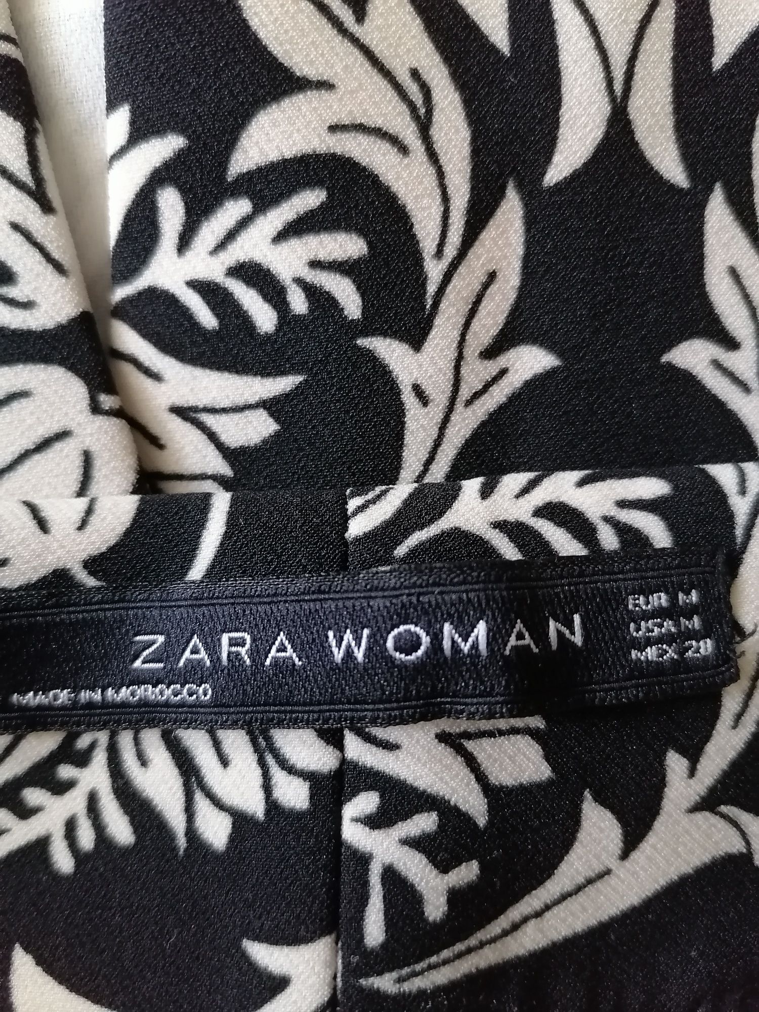 Spódnica midi Zara