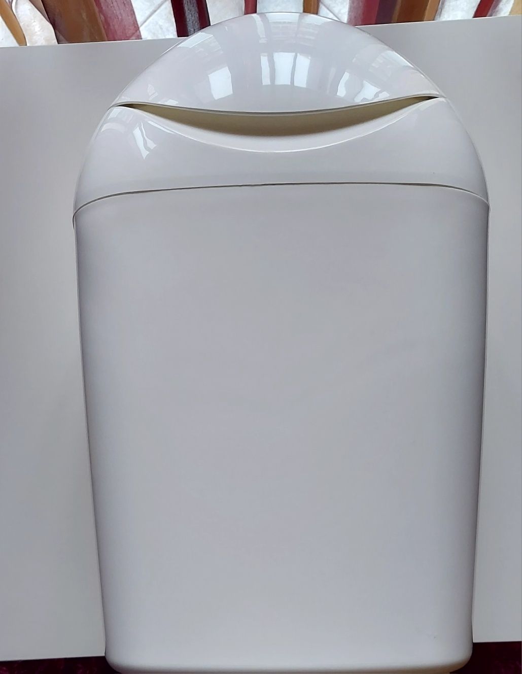 Vendo caixote do lixo para fraldas da marca ( tommee tippee Sangenic)