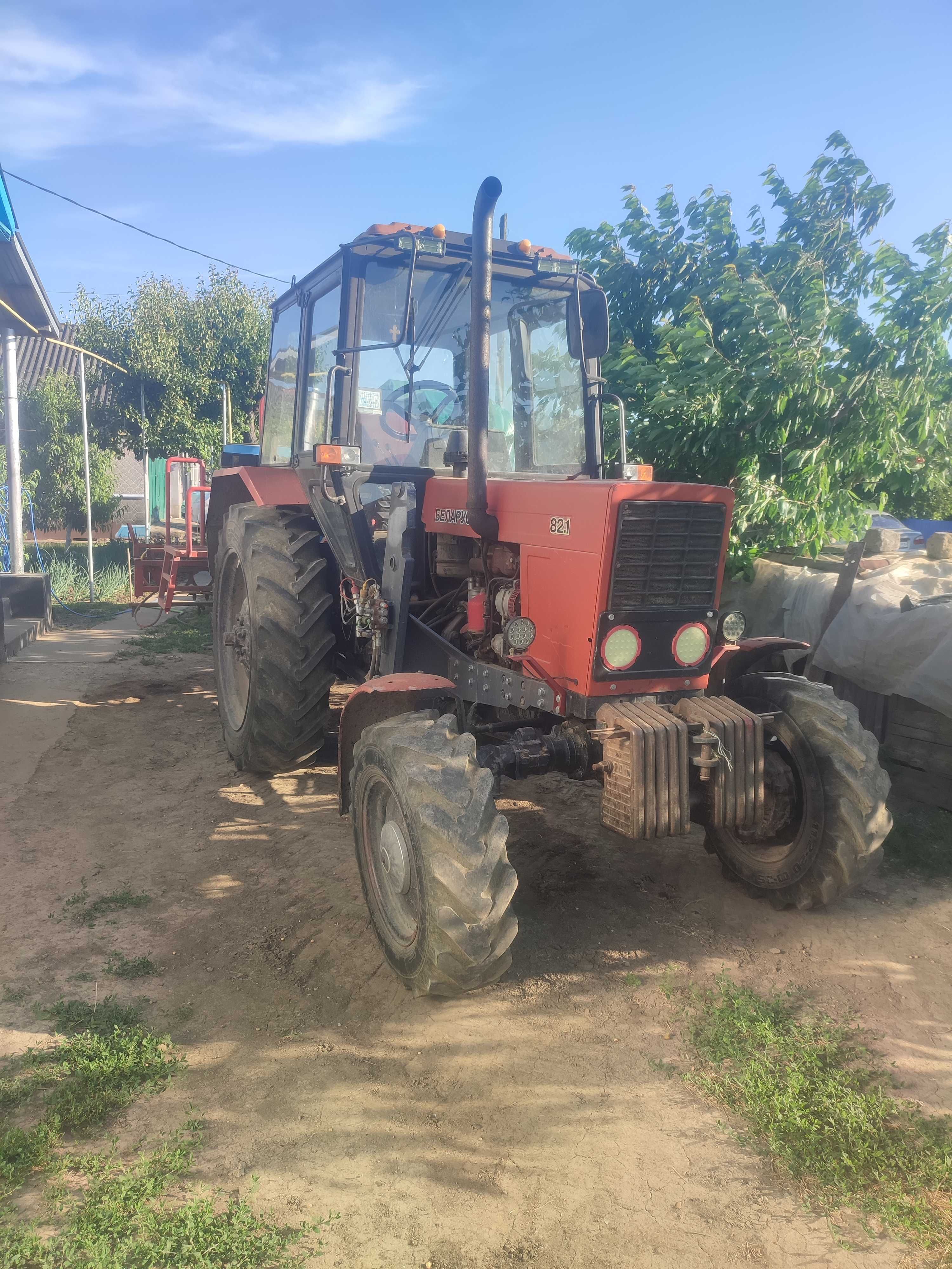 Трактор мтз 82.1
