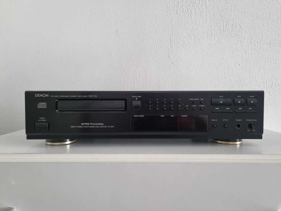 Odtwarzacz CD Denon 725