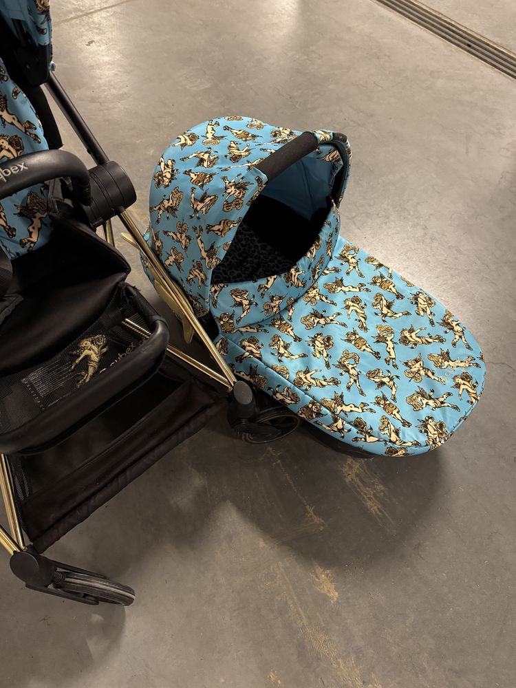 Wózek Cybex Mios Jeremy Scott 2.0 niebieski skrzydła