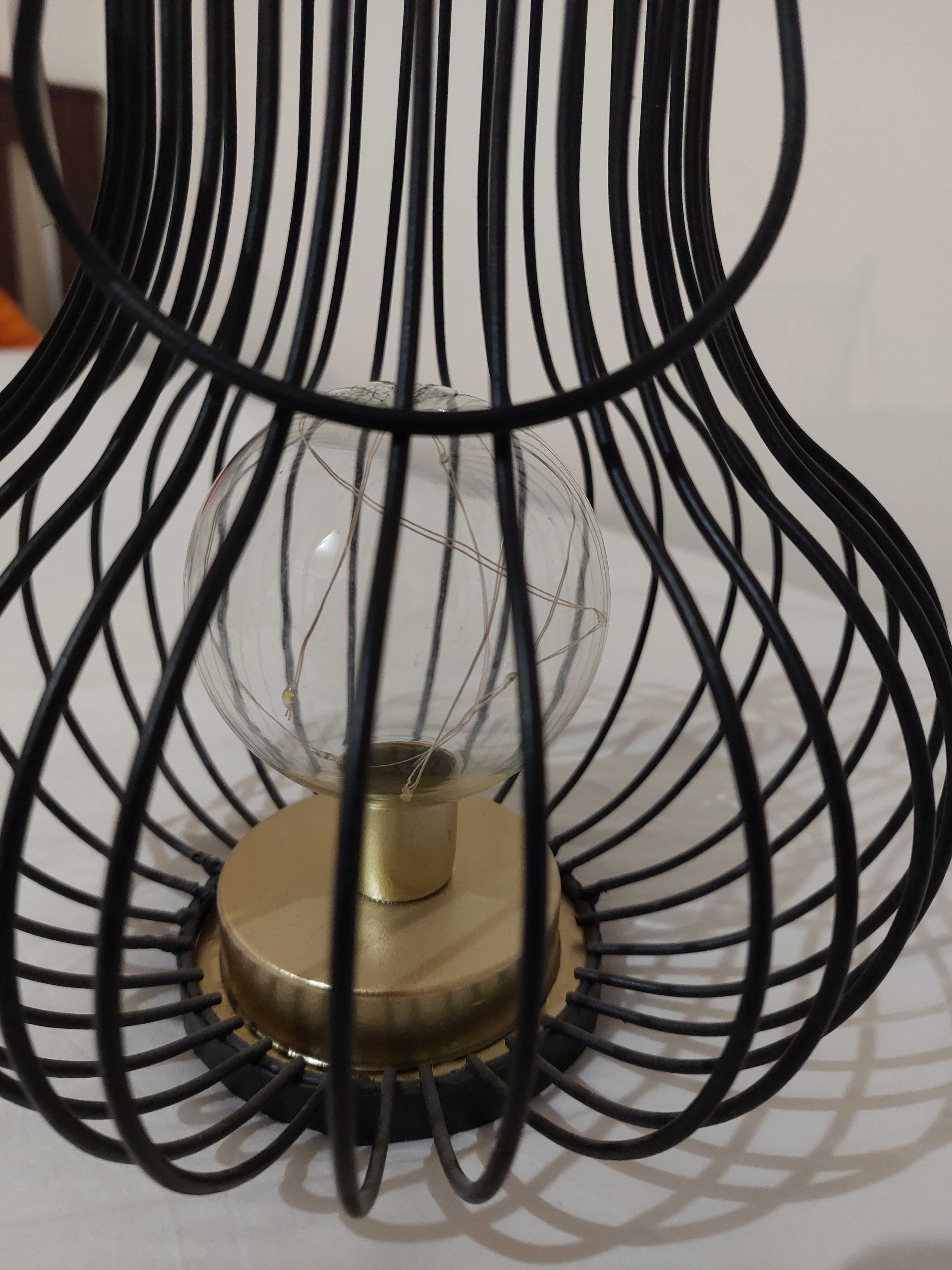 Lampa 8 Led Metalowa 22 cm TEDI