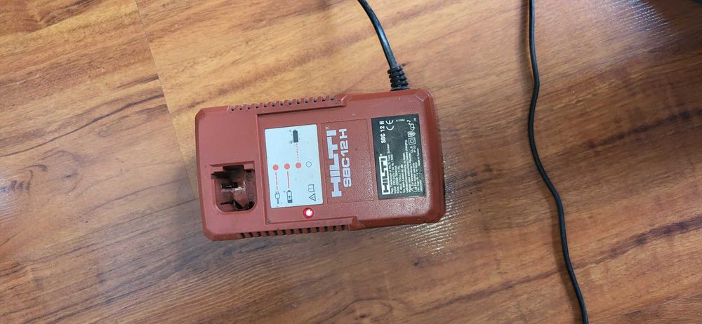 Ładowarka Hilti SBC 12 H - Wyprzedaż Narzędzi.