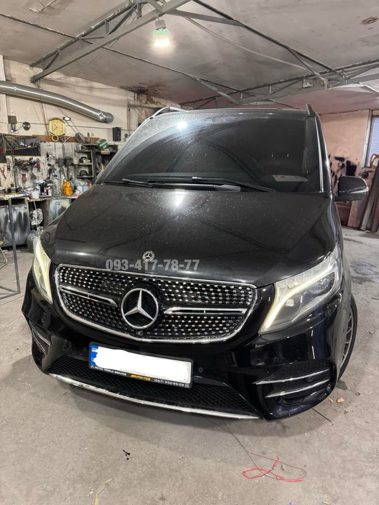 Бампер передний решетка радиатора Mercedes Benz W447 V class AMG