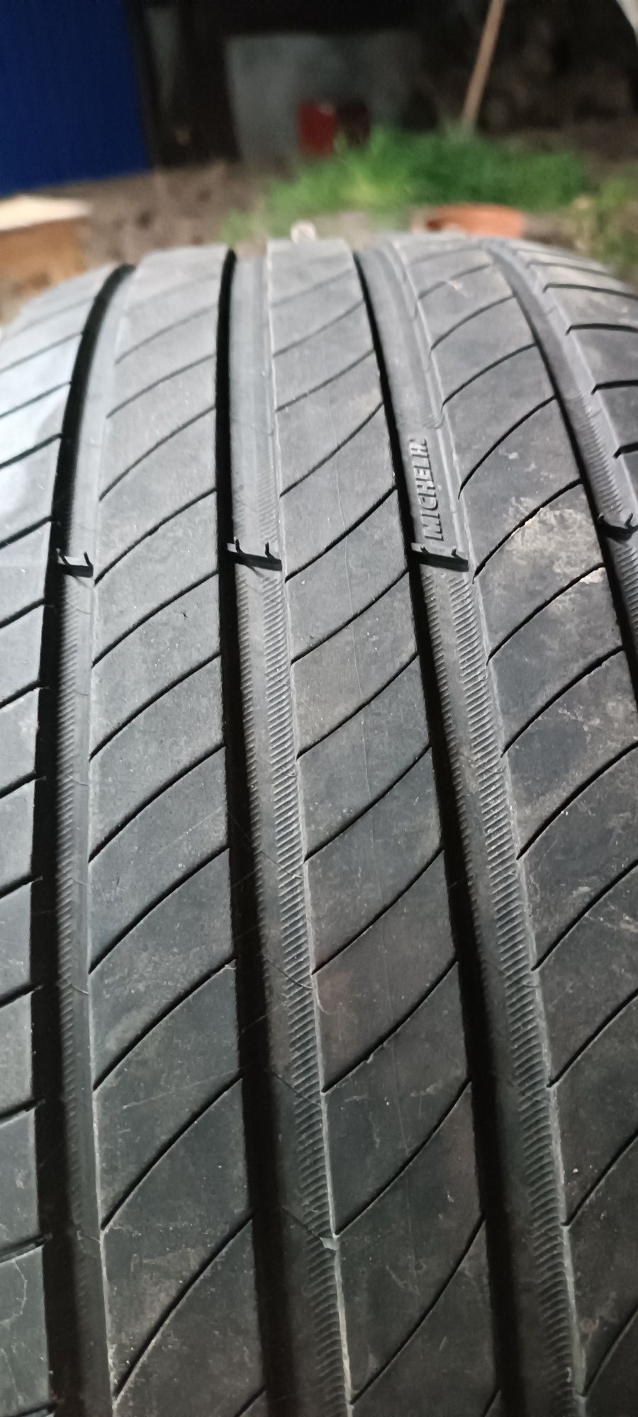 Michelin r 17 205/45