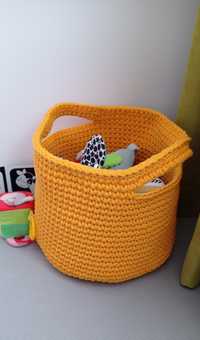Koszyk ze sznurka bawełnianego do pokoju dziecięcego