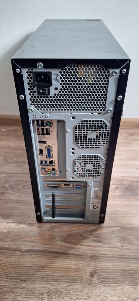 Komputer stacjonarny intel i3 4x3.1Ghz, Nvidia GeForce 210, sata wifi