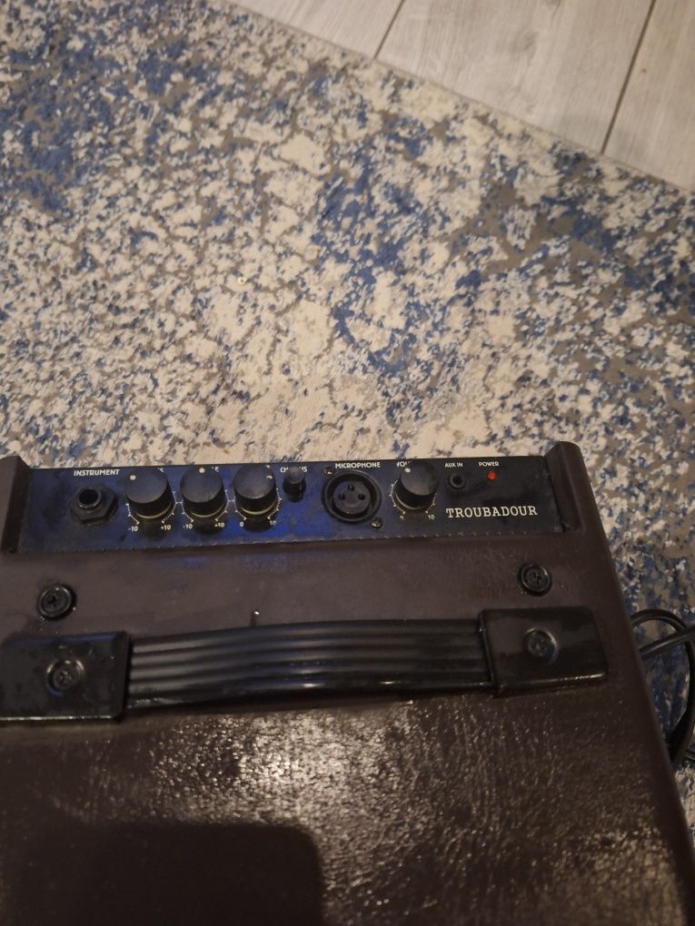 Wzmacniacz gitarowy ibanez trubadur 18w praktycznie nowy