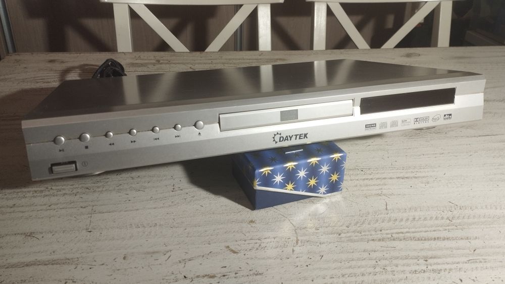 Odtwarzacz DVD Daytec 707