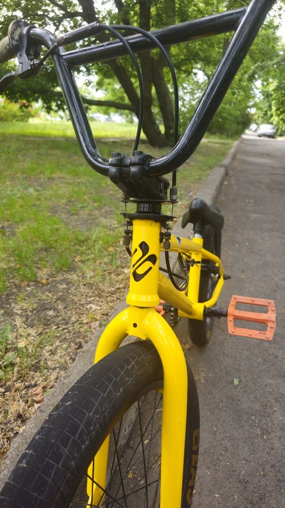 Велосипед BMX 20×2,4