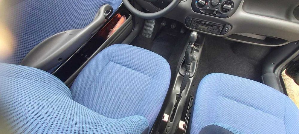 Fiat seiscento em excelente interiores e mecânica ,económico e fiável.