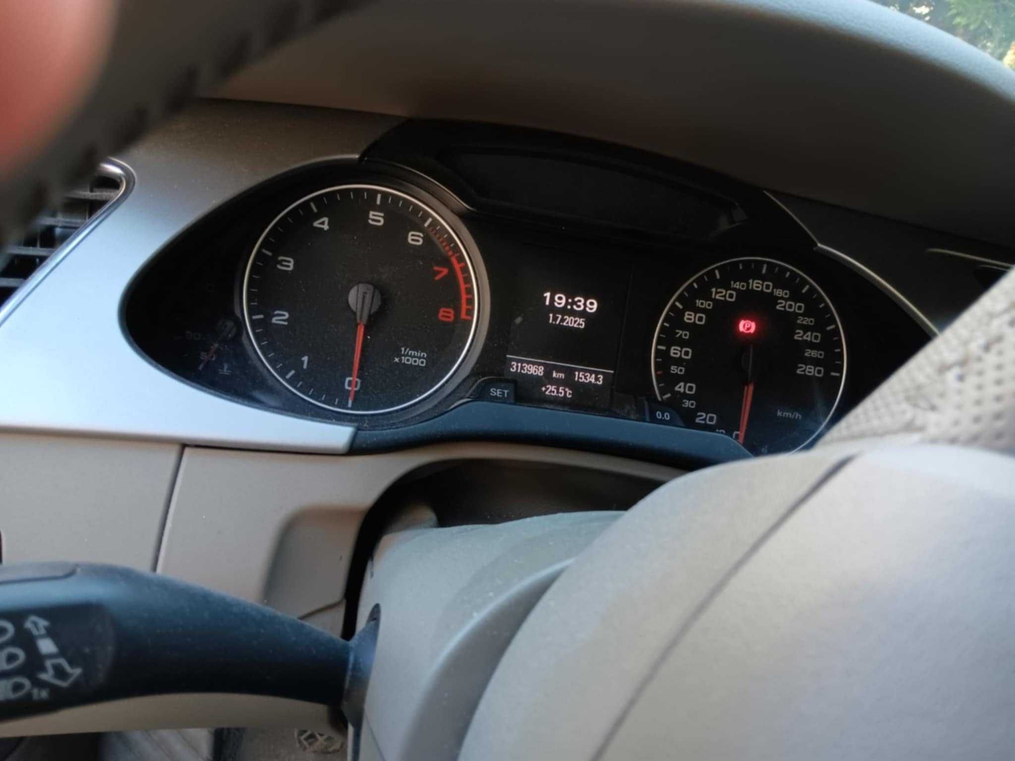 AUDI A4 B8 2.0 TFSI 180KM -->Zadbane i sprawne< --
