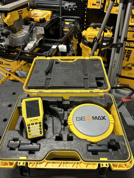 GNSS приймач Geomax Zenith 25 Pro + Zenius 5w Leica